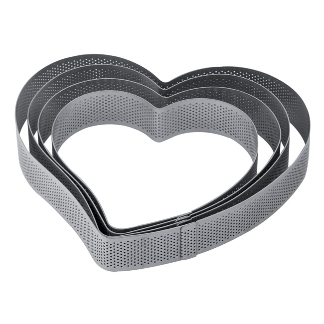 Perforated Heart Tart Ring 210mm x225mm - Image 2