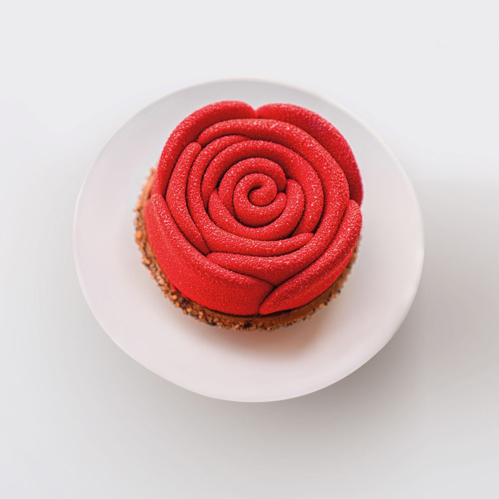 Pavoni La Vie en Rose Mould Makes 12